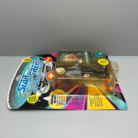 Playmates 1993 Admiral Leonard H McCoy Star Trek TNG Action Figure* - Picture 6 of 7